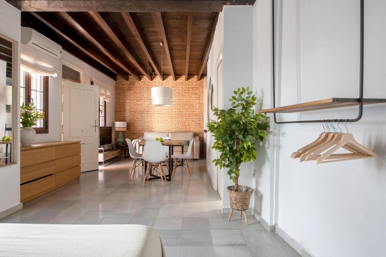Triana Boutique Apartments By Hommyhome Siviglia Esterno foto