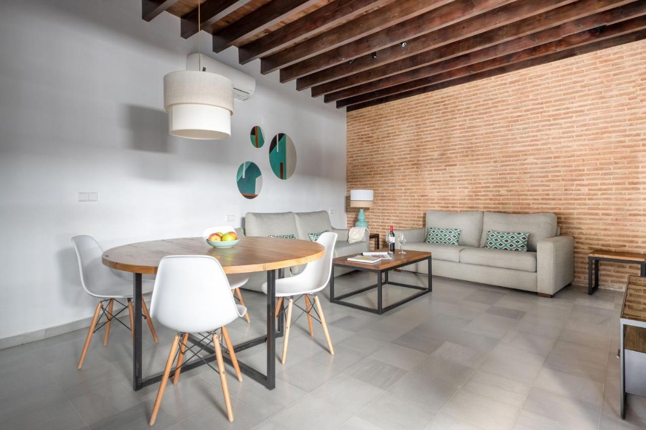 Triana Boutique Apartments By Hommyhome Siviglia Esterno foto