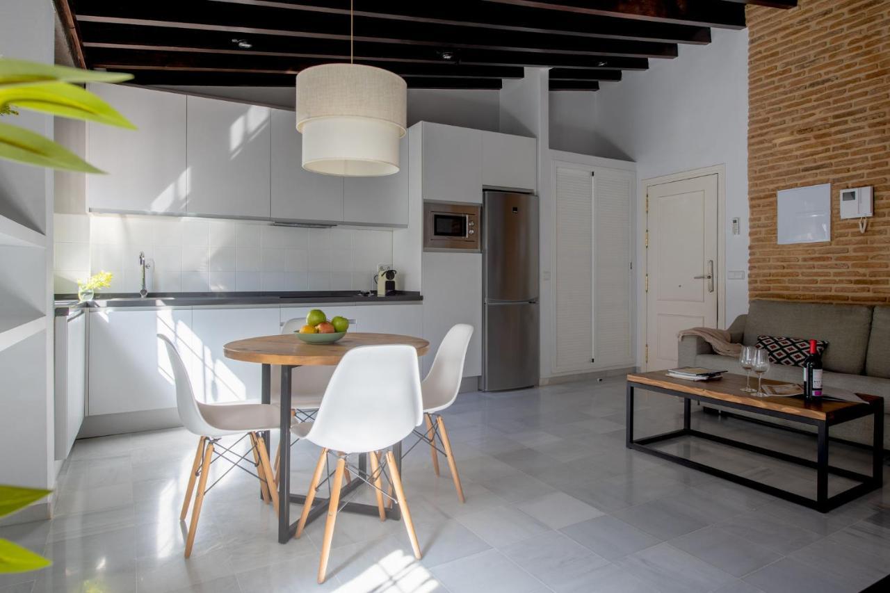 Triana Boutique Apartments By Hommyhome Siviglia Esterno foto